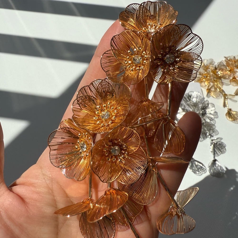 Zara Kate Middleton cascading floral earrings - Picture 10 of 16